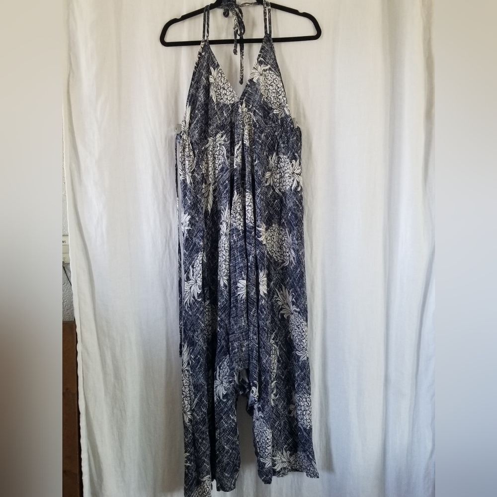 Palmwave Hawaii | Pineapple Print Halter Dress